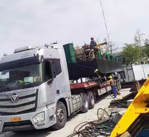 ���̰���