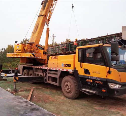 ���̰���