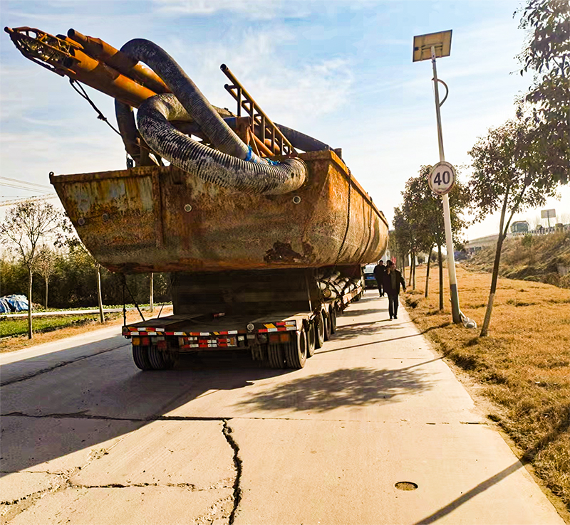 ���̰���